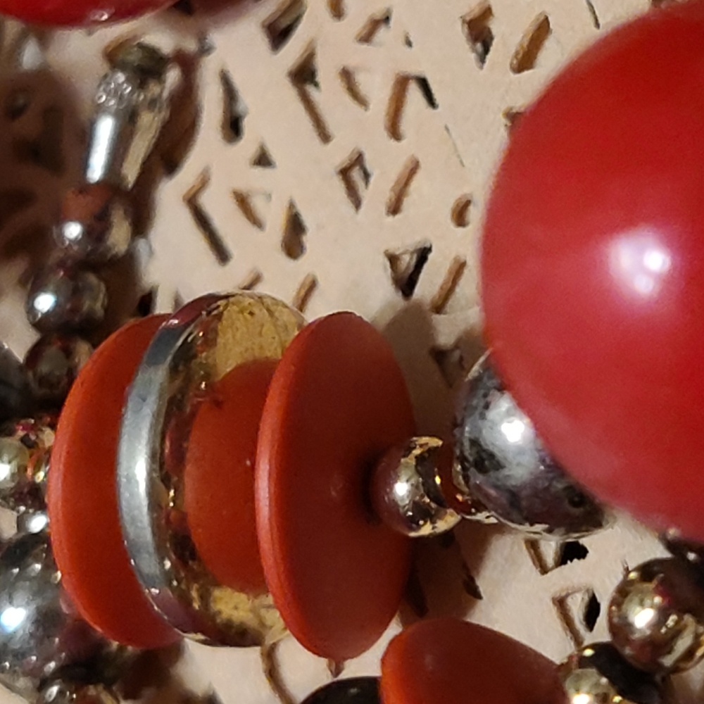 Beaded Necklace - Picture 5 of 17